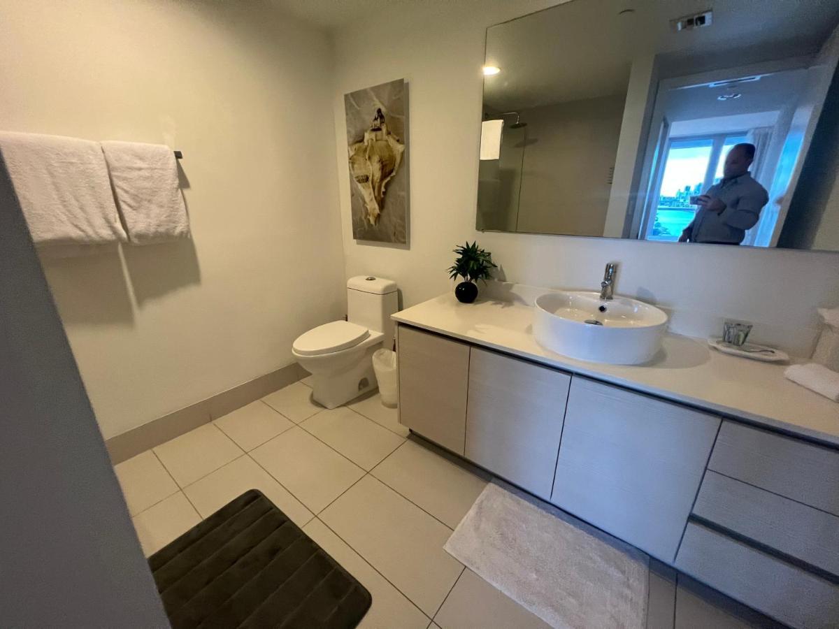 Beachwalk Luxury Panoramic View - 805 A
