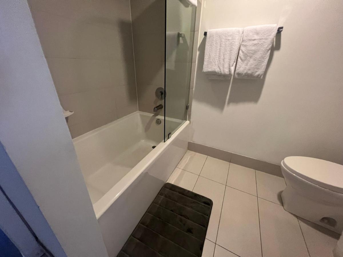 Beachwalk Luxury Panoramic View - 805 A Apartment